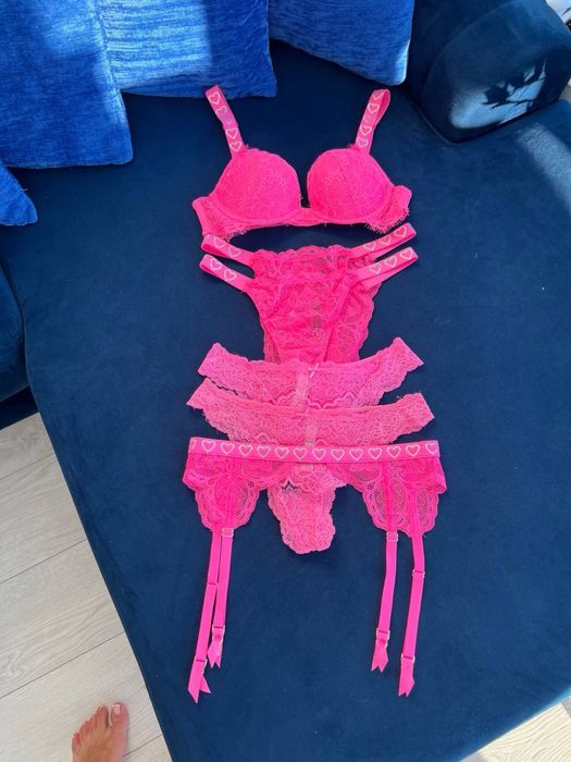 Бельо Victoria Secret, размер ХС, цена 50 лв