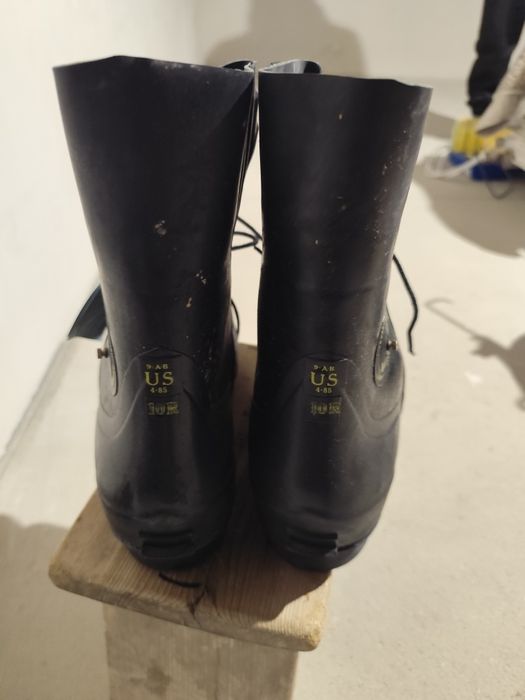 Продам легендарные ботинки " Микки Маус Бутс