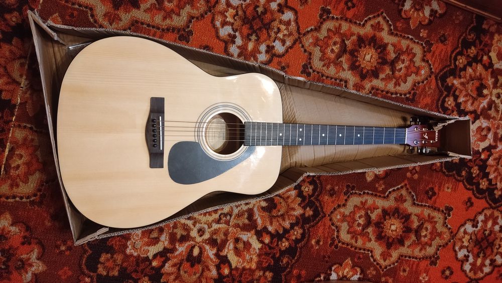 Гитара yamaha f310