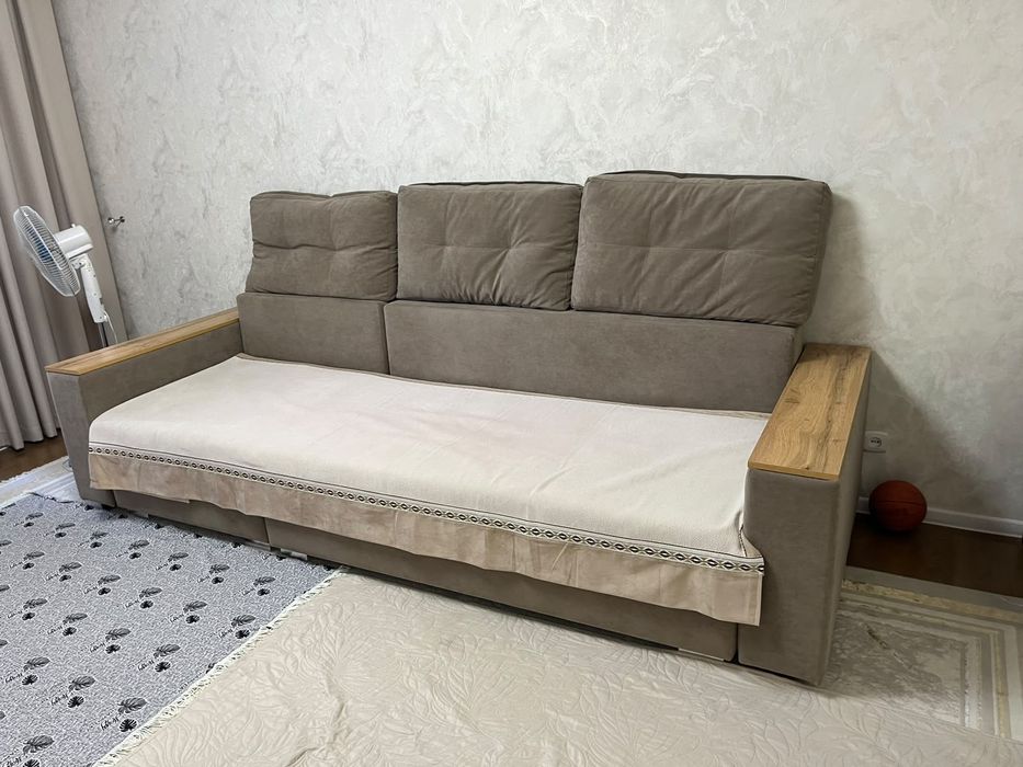 Диван продам срочно