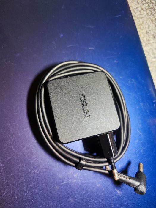 Продам нeтбук asus vivobook e203na