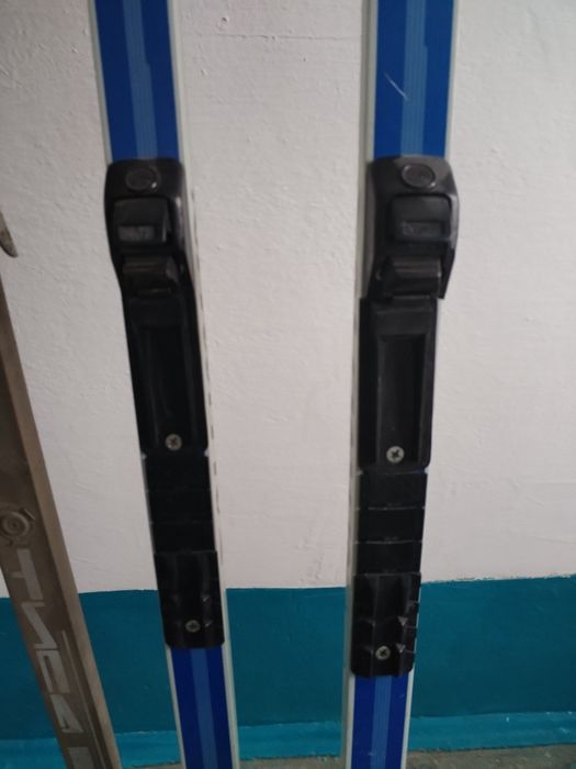 Продам Лыжы Их 3