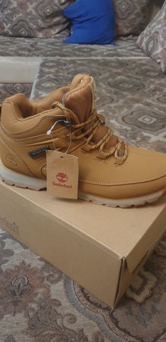 Фирменные ботинки мужские