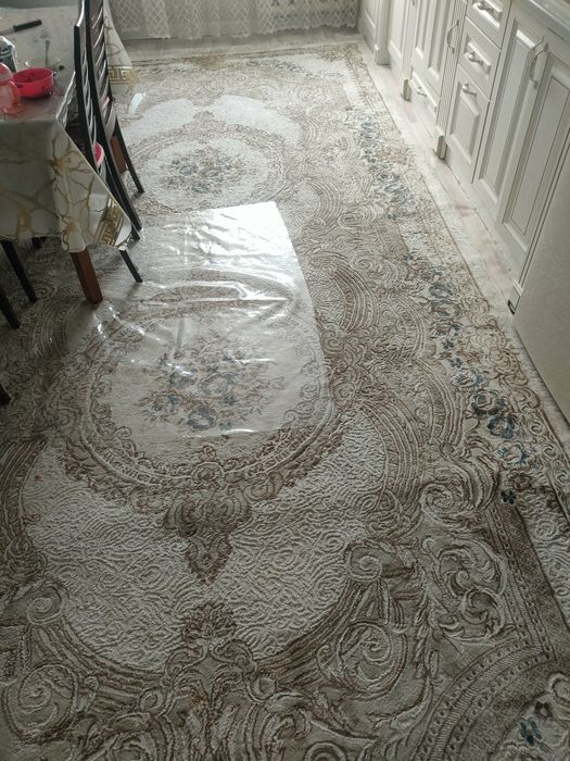 Продам 2 ковра 3*5, 2.5*5