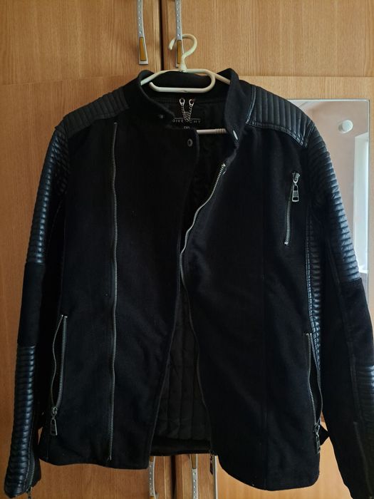 Jachetă Givenchy, mărimea S – model biker, culoare neagră