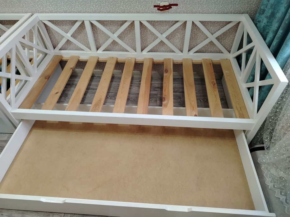 Продам две кровати