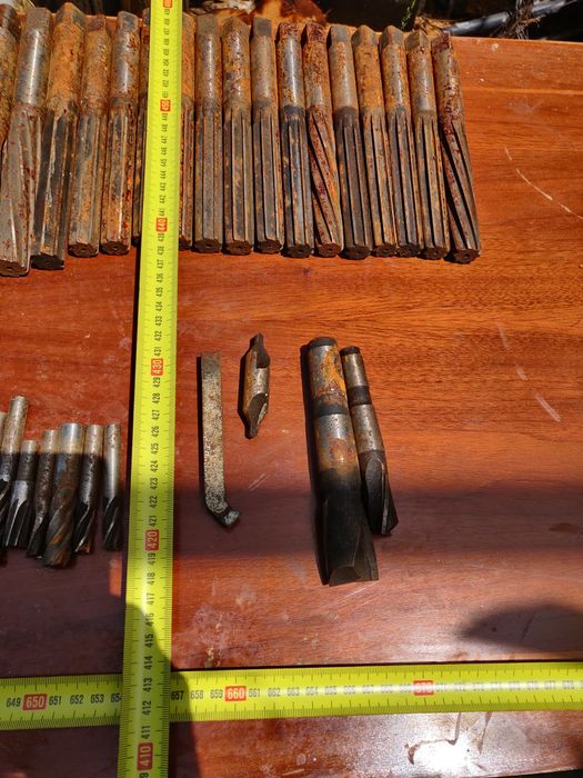 Freze cilindrice și frontale ,alezoare, vârf rotativ