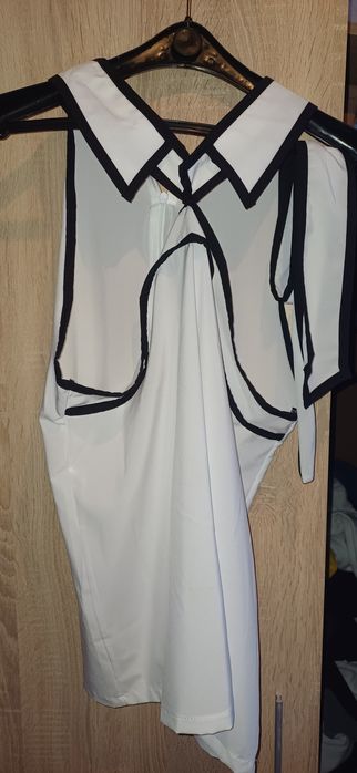 Дамска бяла риза с вратовръзка