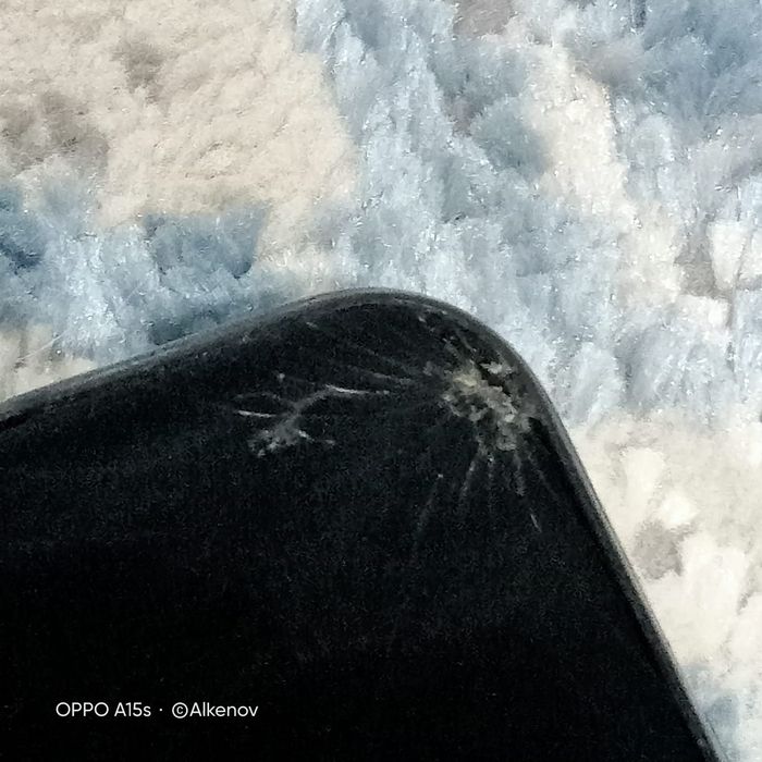 Телефон Самсунг а 13