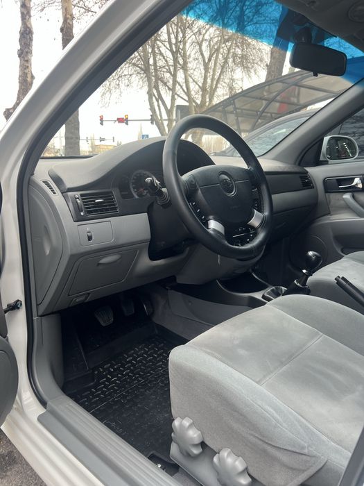 LACETTI. 1,8 2013 йил сотилади.