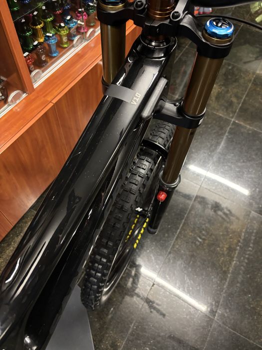 Santa Cruz V10 cc 2025 black