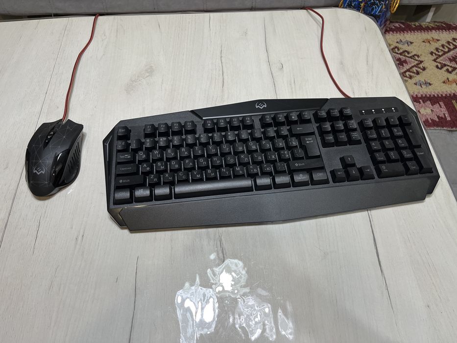 Клавиатура комплект с мышкой