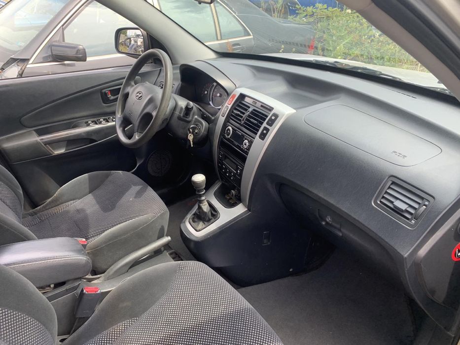 Хюндай Туксон 2006 г 2.0д на части