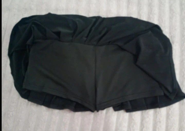 Fustă tip pantalon mini