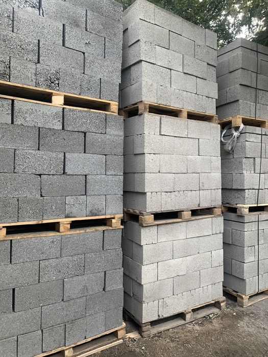 Шлакоблок,Бетонит,Пескоблок.