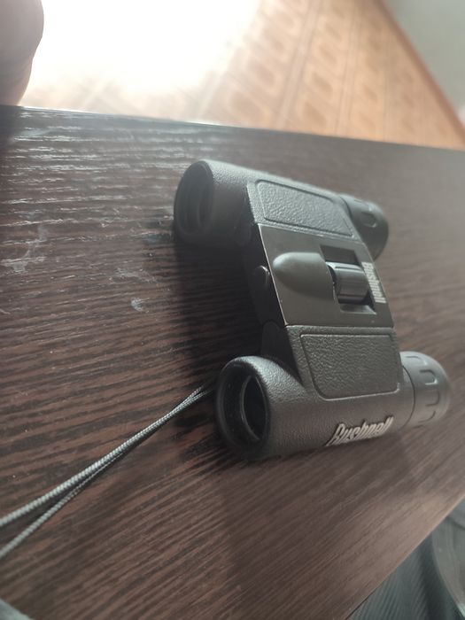 Бинокль Bushnell