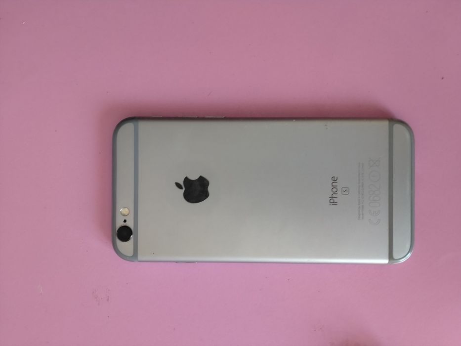 iPhone 6S,32GB îi cumpărat de pe public24