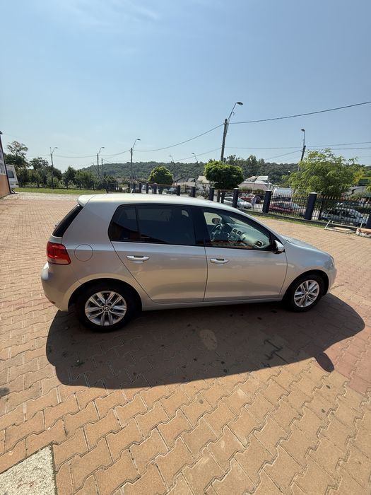 VOLKSWAGEN Golf 2011 — imagine 2