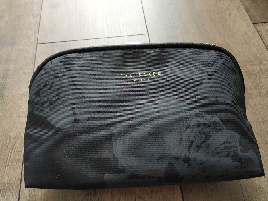 Козметика Ted Baker