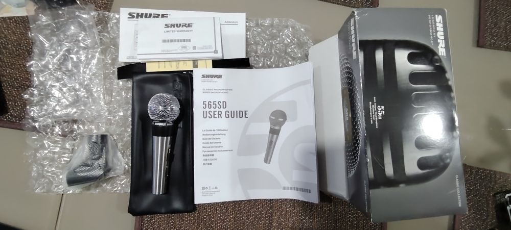 Vând  microfon  SHURE 565 SD nou
