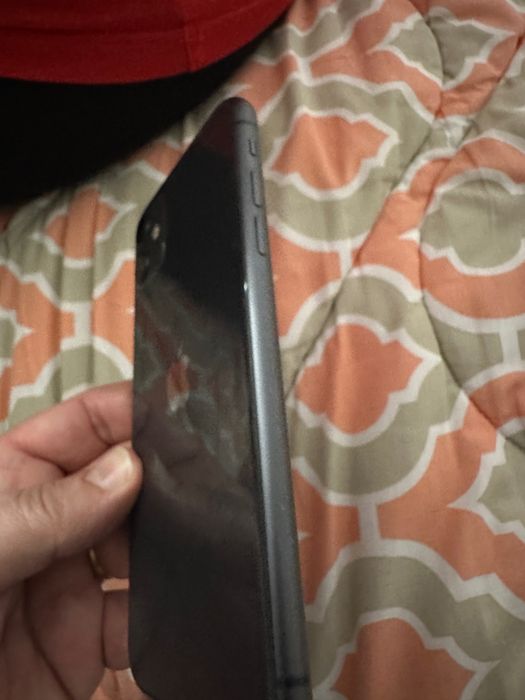 Iphone 11 64 Gb.