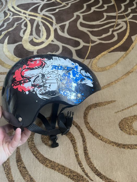 Продам шлем roces