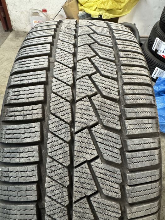245/50/19 Continental wintercontact ts860s Runflat