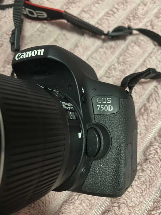 Фотоаппарат Canon EOS 750 D