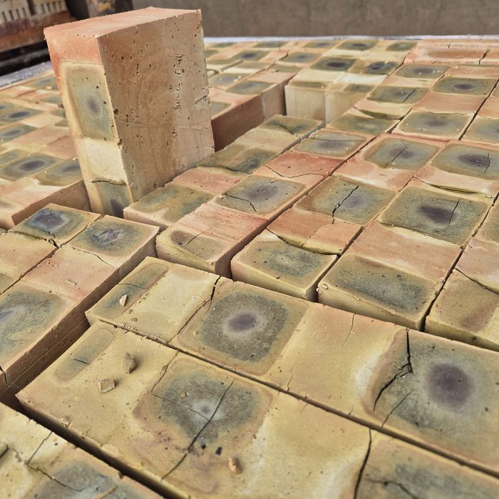 Кирпич красный кирпич