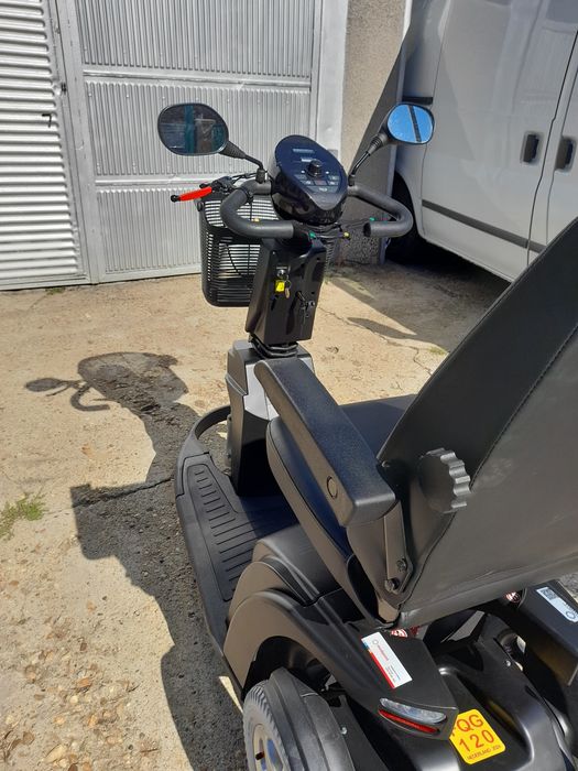 Електрическа количка