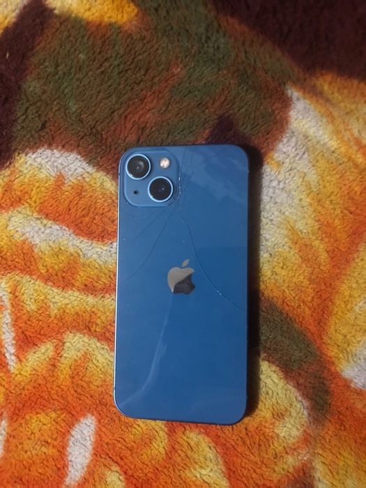 iPhone 13 256 гигов