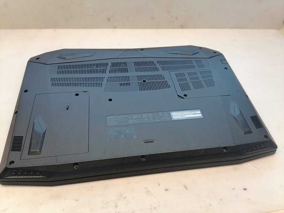 dezmembrez Laptop Gaming Acer Nitro 5 AN515-51 I7 7th gen ,placa de baza cu probleme