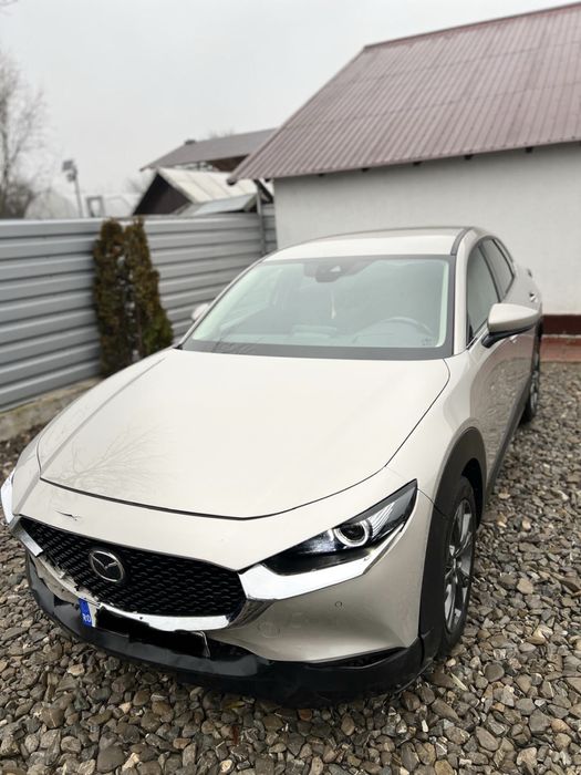 Mazda CX30 hibrid, avariat, AVARIATE