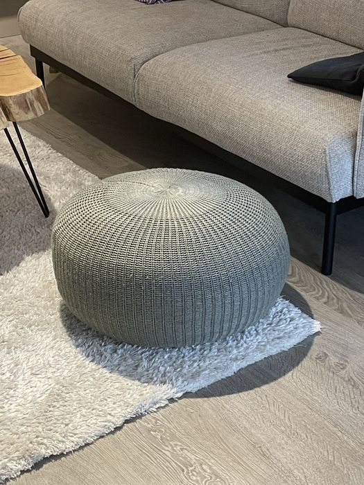 Taburet puf tip perna sezut IKEA Sandared, gri, diametru 56cm