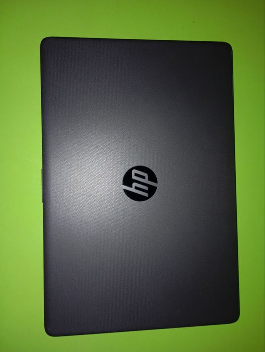 Model : HP 255 G8