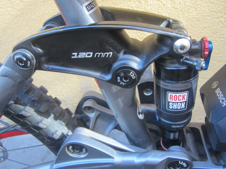 Bicicleta electrica full suspension