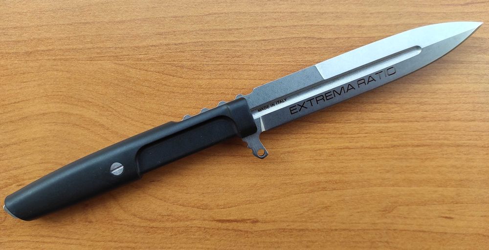 Тактически нож /Requiem/