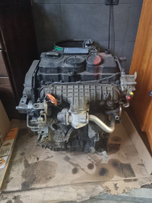 Vând motor passat BMR