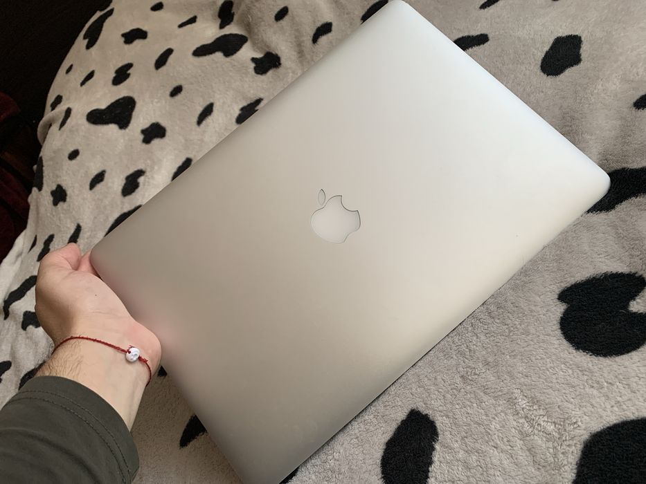 Продам MacBook Pro 15 2015