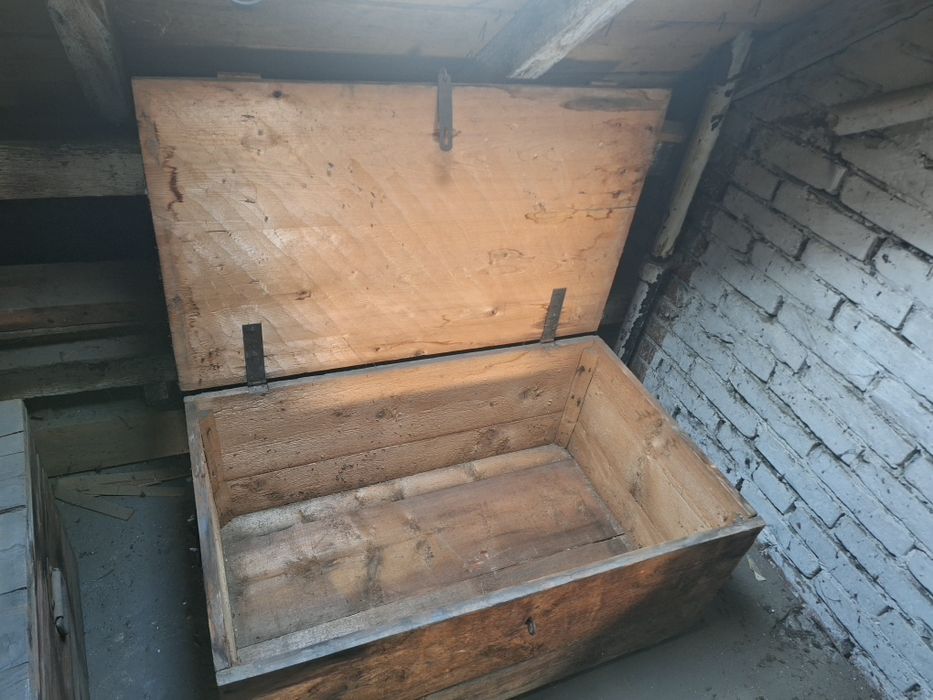 Cufar din lemn masiv/lada zestre