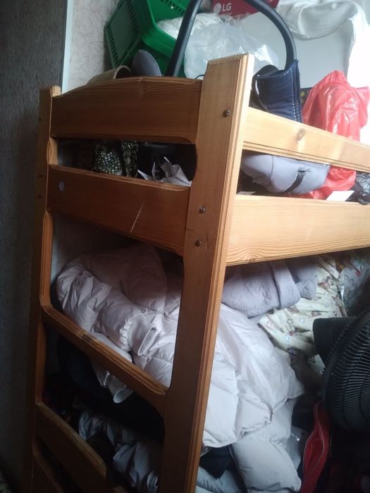 Продается 2х этажное детский кровать