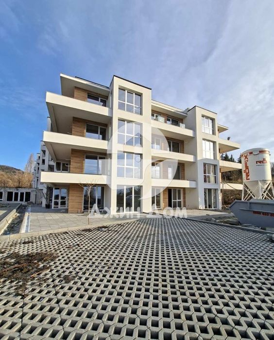 Продава се Едностаен апартамент в Свети Влас - 40 кв.м за 585 €/кв.м - Снимка #1