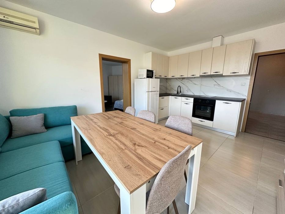 Продава се Тристаен апартамент в к.к. Слънчев бряг - 95 кв.м за 1006 €/кв.м - Снимка #3