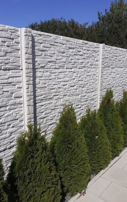 Gard din placi de beton armat montaj transport