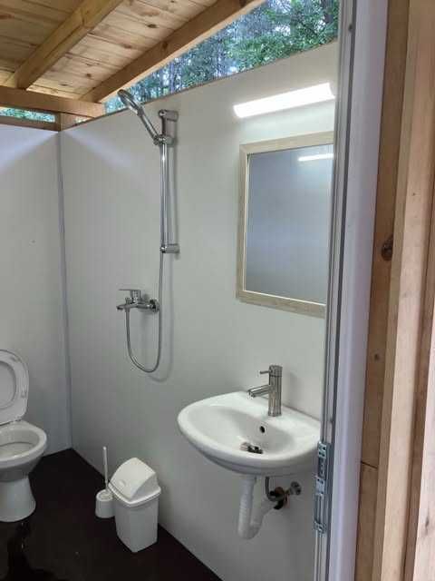 Продава се нова каравана в къмпинг "Четири сезона" Созопол.