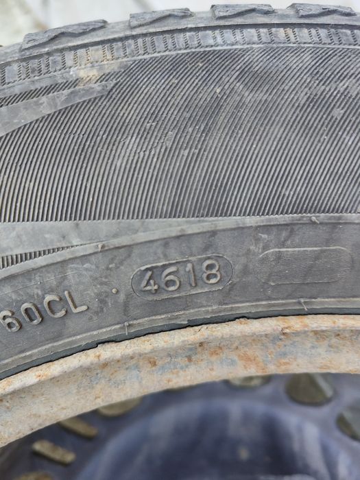 Jante cu anvelope iarna nokian 5x120 205 60 r16