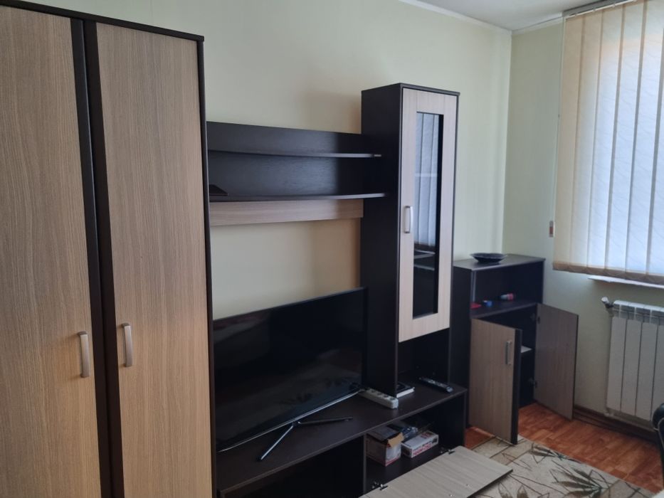Vând apartament 2 camere precista str burebista