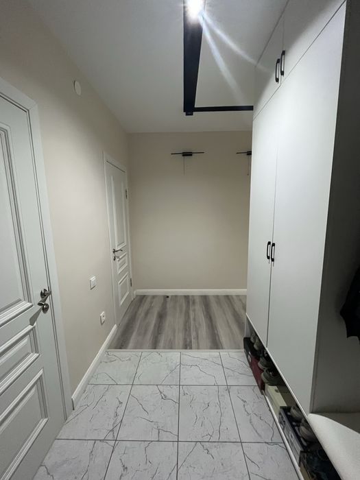 Продается 2-комнатная квартира, батыс-2