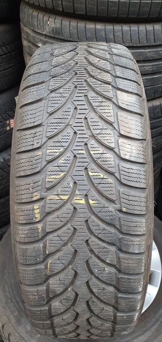 Гуми 4бр 205/60/16 -1бр - 55лв