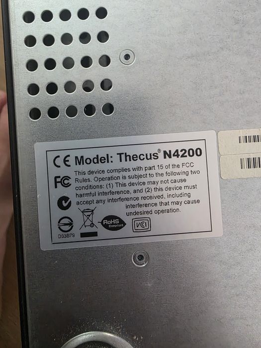 NAS Thecus N4200